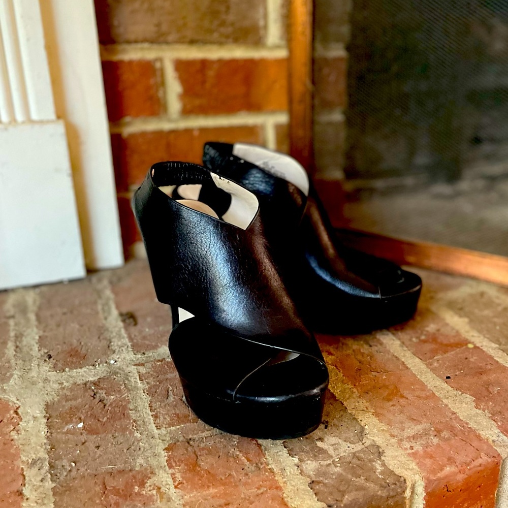 Kenneth Cole New York Black Wedge